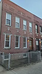 Rented by Aidonis Realty