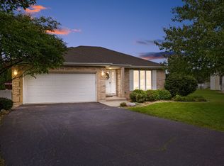 722 Harrison Ct, Crete, IL 60417