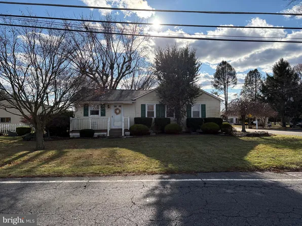 224 Warner Rd, Columbus, NJ 08022