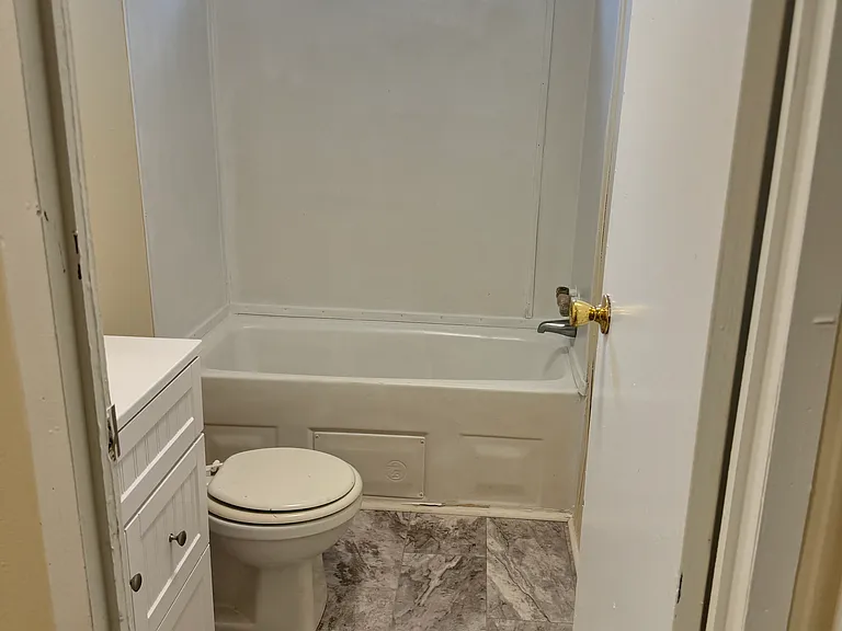 Lithia Manor (3666 Glenda St, Lithia Springs 30122) — Photo 19