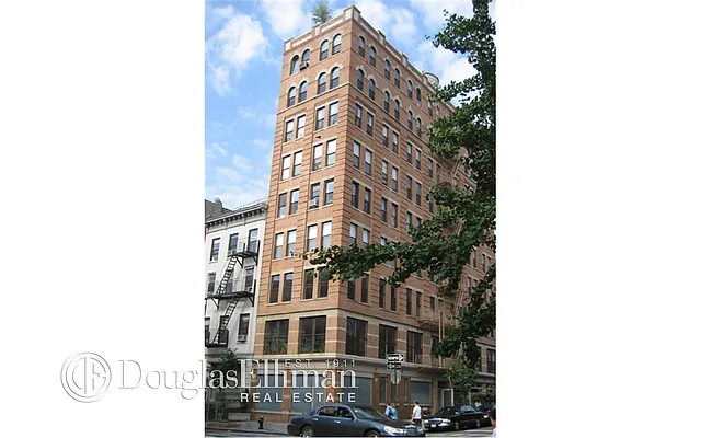 Rented by Douglas Elliman | media 27