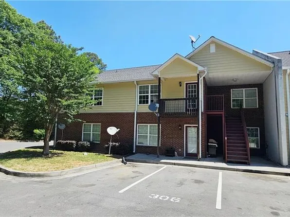 316 Waterford Dr, Calhoun, GA 30701