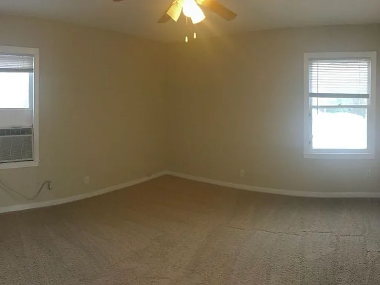 2711 E St #6 — Photo 7
