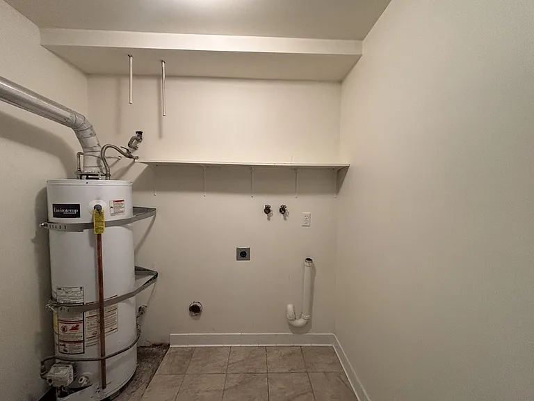 4768 S Bonair St #6 — Photo 18