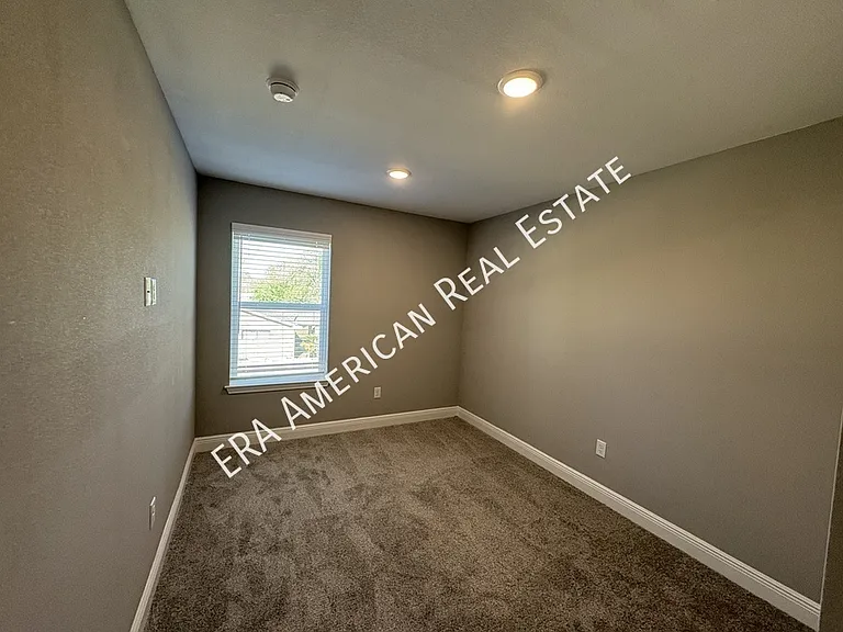 838 Fairview Dr — Photo 27