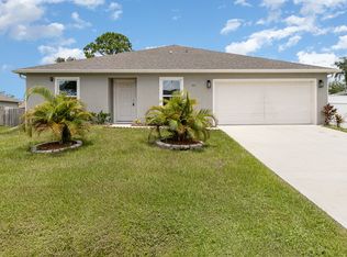 571 Gallagher St SW, Palm Bay, FL 32908
