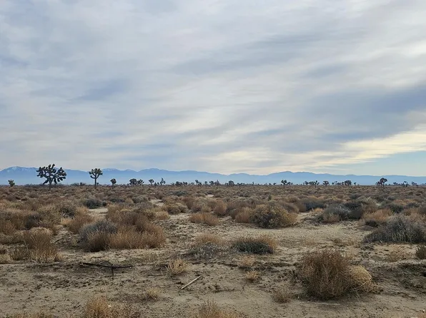 E 79th Vic Avenue St #G2, Lancaster, CA 93535