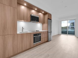 60 Central Park Dr #408, Markham, ON L3P 7E6