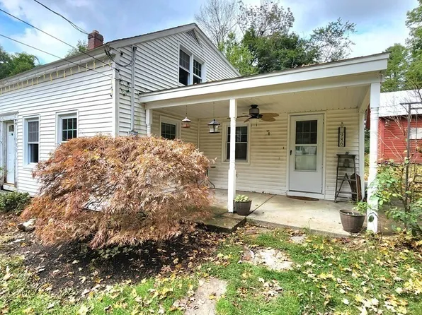 986 Stafford St, Leicester, MA 01524