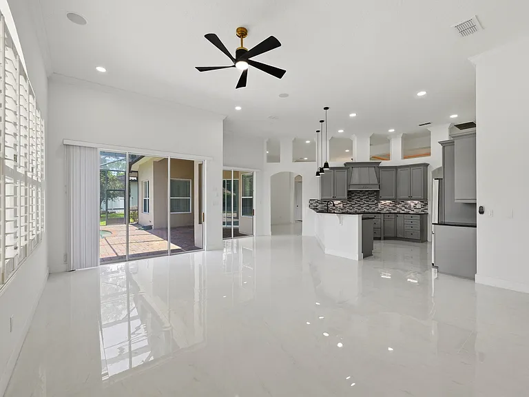 5224 Vistamere Ct — Photo 17