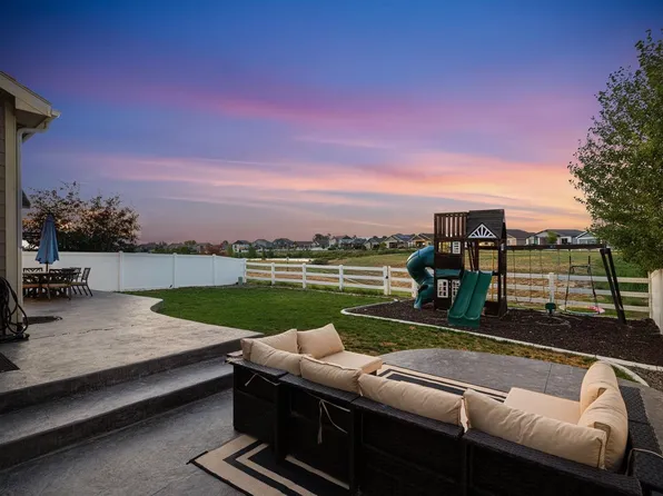 623 Vermilion Peak Dr, Windsor, CO 80550