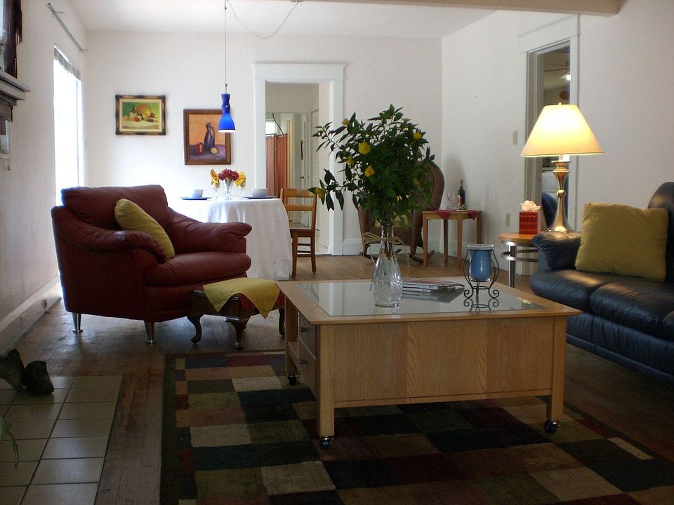 living room - dinning room