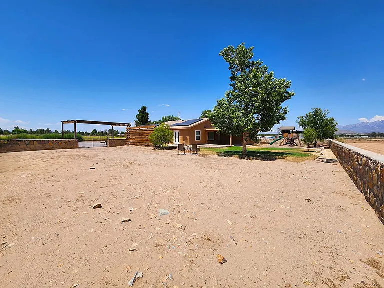 1535 Vajillo Ln — Photo 42