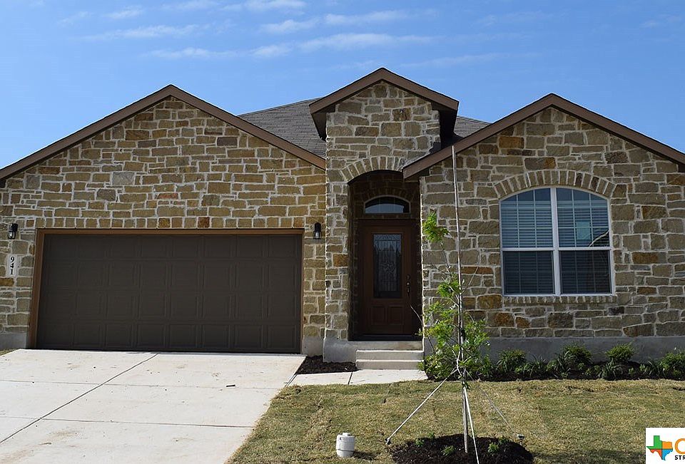 1st image of 941 Cypress Mill Dr