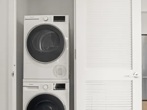 23-10 42nd Road image 5 of 22