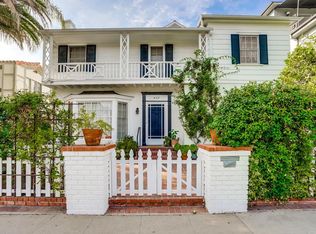 441 1/2 S Palm Dr, Beverly Hills, CA 90212