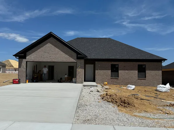302 Cinchpost Cir, London, KY 40744