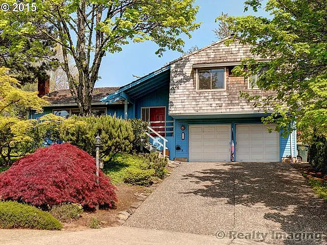 325 NW Torrey View Dr photo 1