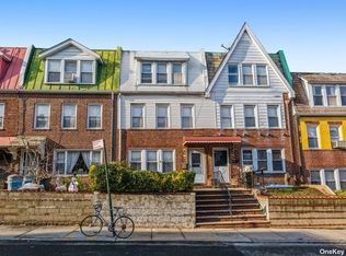 2064 32nd St, Long Island City, NY 11105