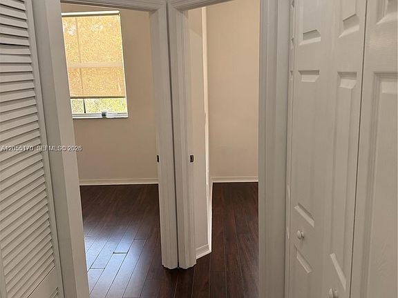 4th image of 906 SW 143rd Ave #2005