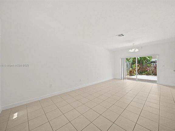 4th image of 21459 SW 86th Pl #21459