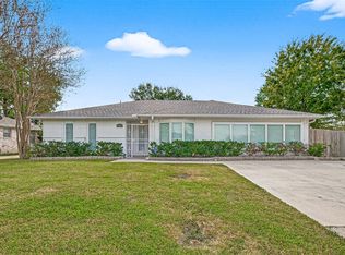 10823 Sandstone St, Houston, TX 77072