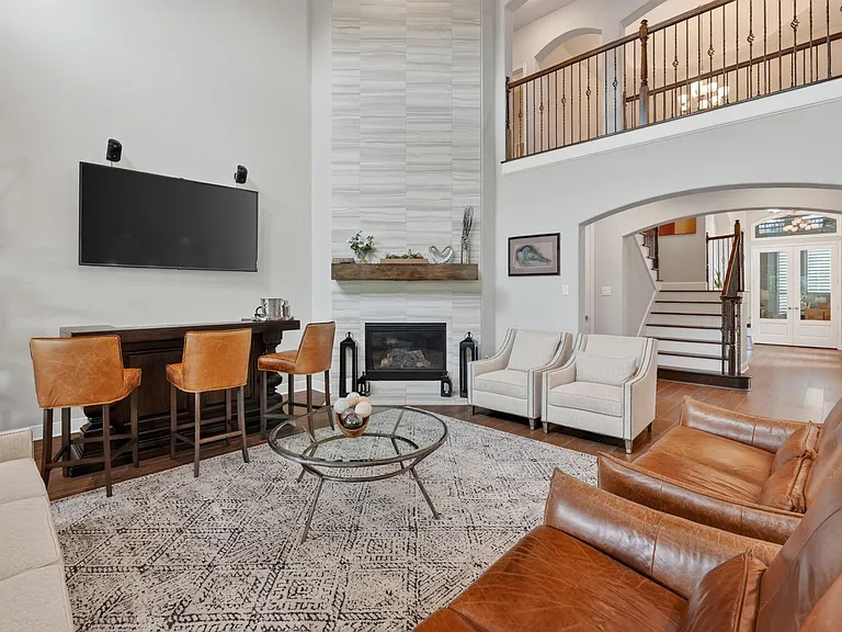 90 Birch Canoe Dr — Photo 2