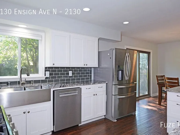 2130 Ensign Ave N #2130 — Photo 8