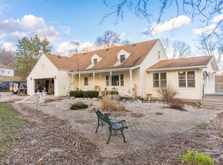 6653 Schneider Rd, Manchester, MI 48158