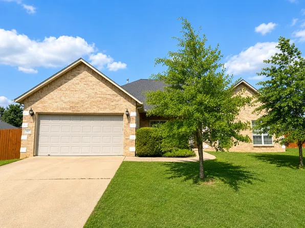 3803 Huckleberry St, Bentonville, AR 72713