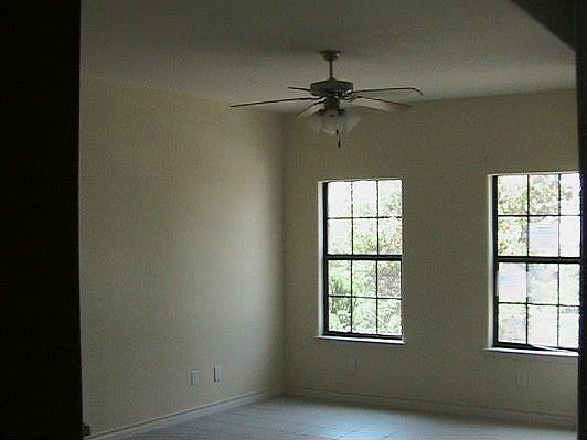 2nd image of 605 Patrick Henry Dr
