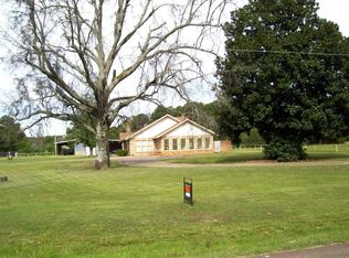 1249 S 9th St, Ashdown, AR 71822