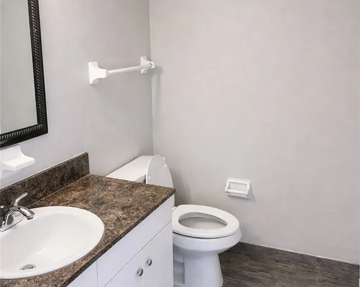 1830 Maravilla Ave #712 — Photo 5