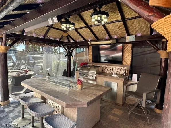 8175 Arville St #328, Las Vegas, NV 89139