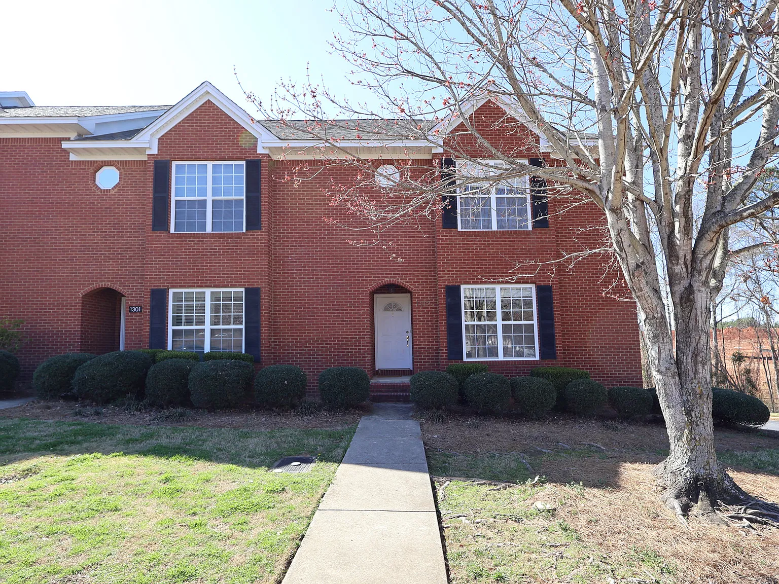 1305 No. Dean Road - NA — Photo 4