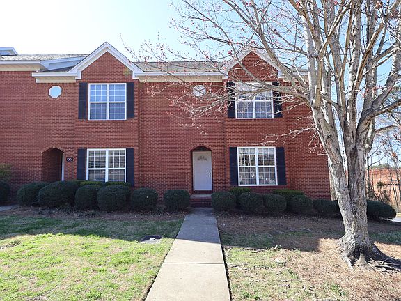 3rd image of 1305 N Dean Rd #Na