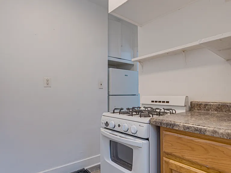 426 N Lake St #3 — Photo 12