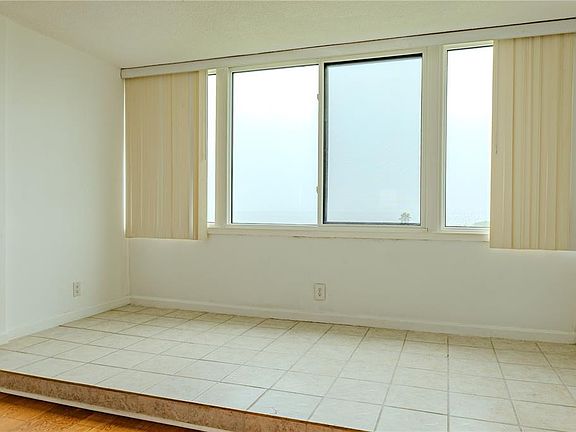 5th image of 2616 Cove Cay Dr Unit 701