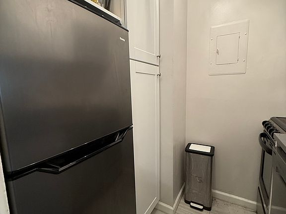 5th image of 2141 I St NW APT 605