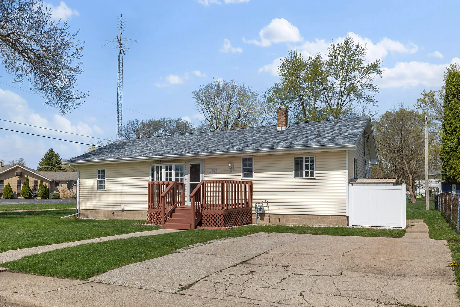 1508 F St photo 1