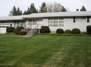 105 Edgebrook Dr, Moscow, PA 18444