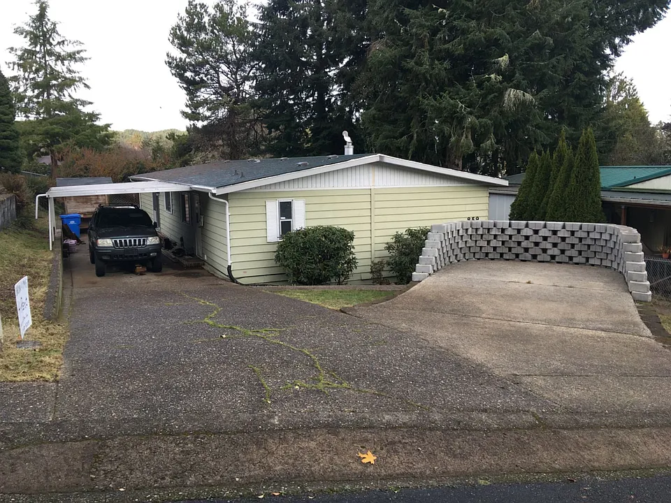 859 Vista Ct