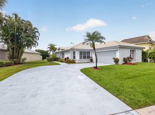 6413 Lansdowne Cir, Boynton Beach, FL 33472