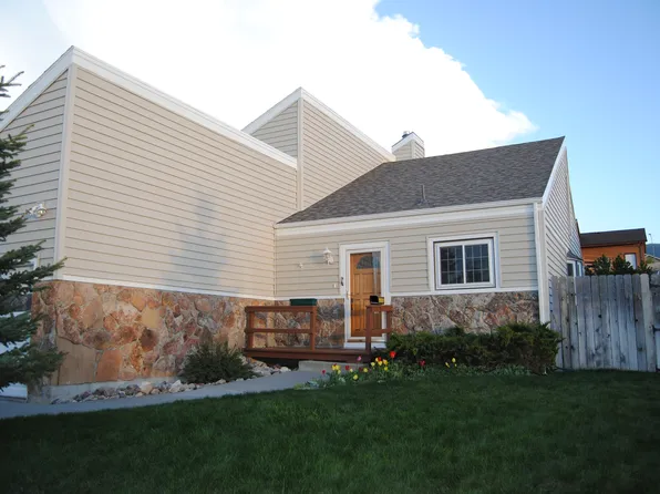 781 W 57th St, Casper, WY 82601