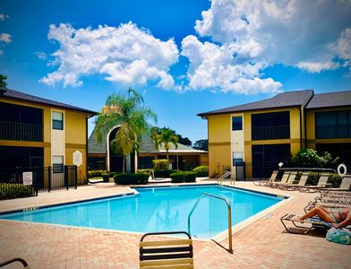 10125 Sailwinds Blvd N APT 201, Largo, FL, 33773