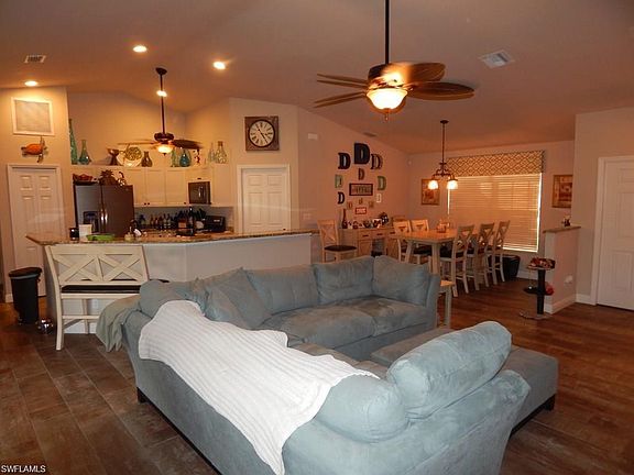 4th image of 3705 SW 17th Ave