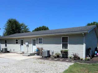 762 S Fulton St, Clinton, IN 47842