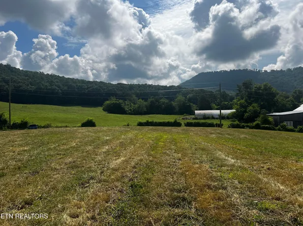 Sharp Rd, Sevierville, TN 37876