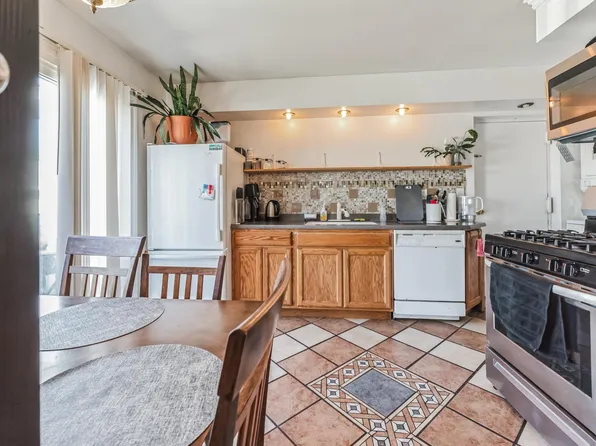 1227 Nova Ct #1, Wheeling, IL 60090