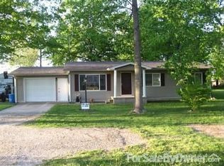 589 E 1st St, Pocahontas, IL 62275